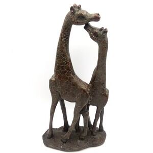 Giraffe Statue Sculpture Figurine Resin Kissing Pair Decor Animal Lover Gift‎